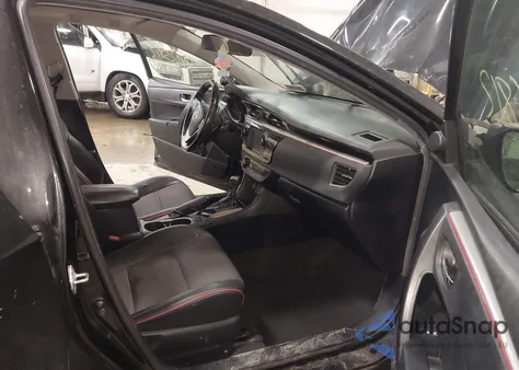 2016 Toyota Corolla S W/Special Edition Pkg z USA, uszkodzony, nr VIN 2T1BURHE0GC571151